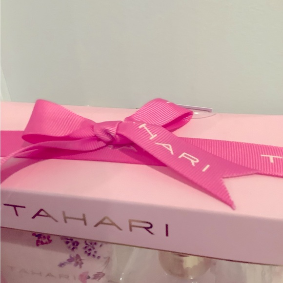 Great gift lavender bubble bath and lotion - Picture 4 of 4